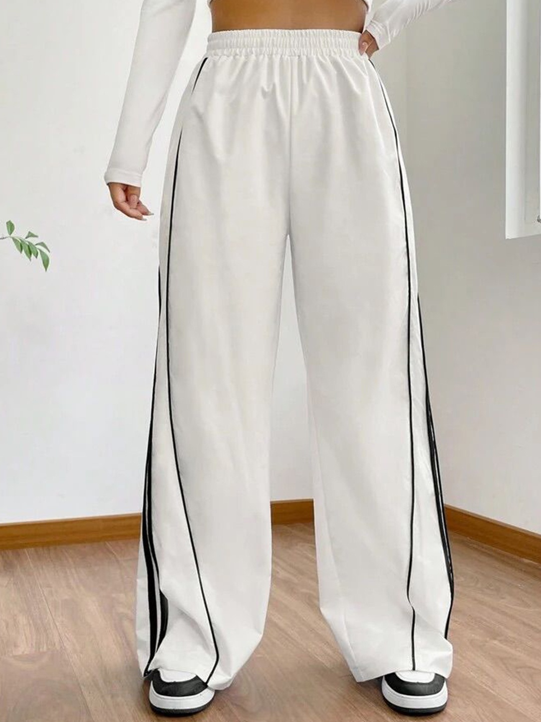 

SAAHASAM Women Striped Relaxed Loose Fit Trousers, White