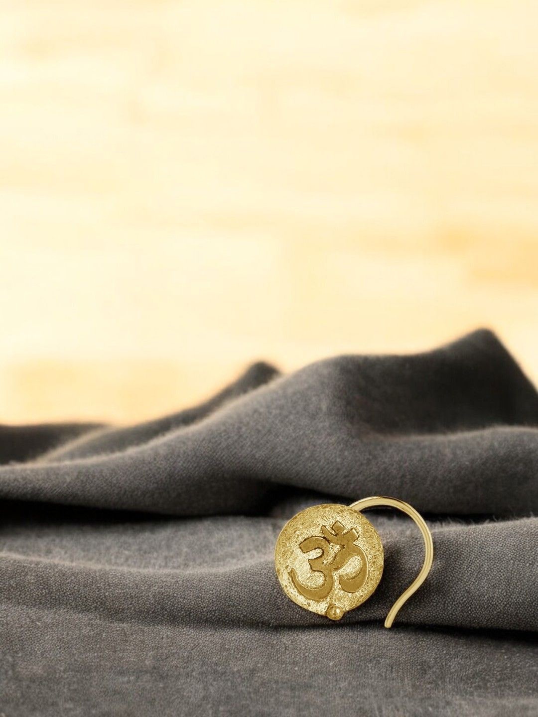 

Sangria Om Symbol Brass Stud Nosepin, Gold