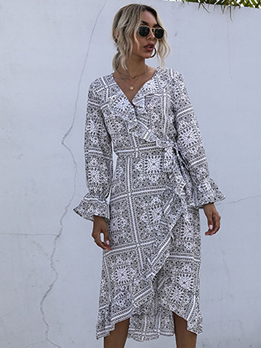 

LULU & SKY Ethnic Motifs Print Bell Sleeve Midi Dress, White