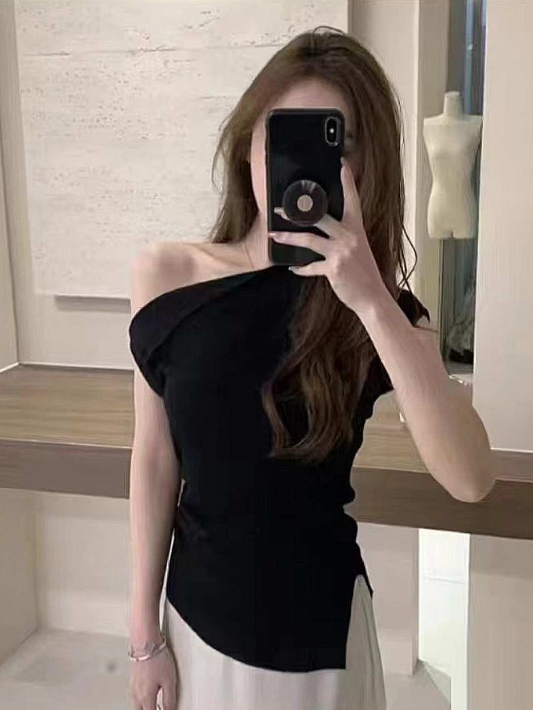 

KPOP Women One Shoulder Top, Black