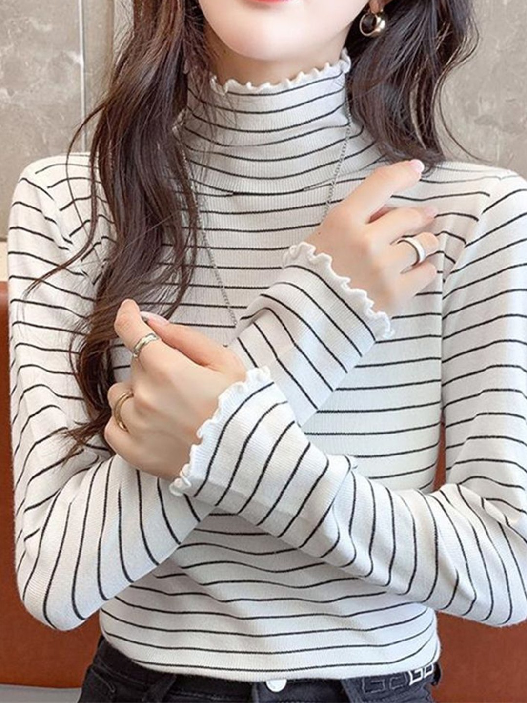 

LULU & SKY Striped Top, White