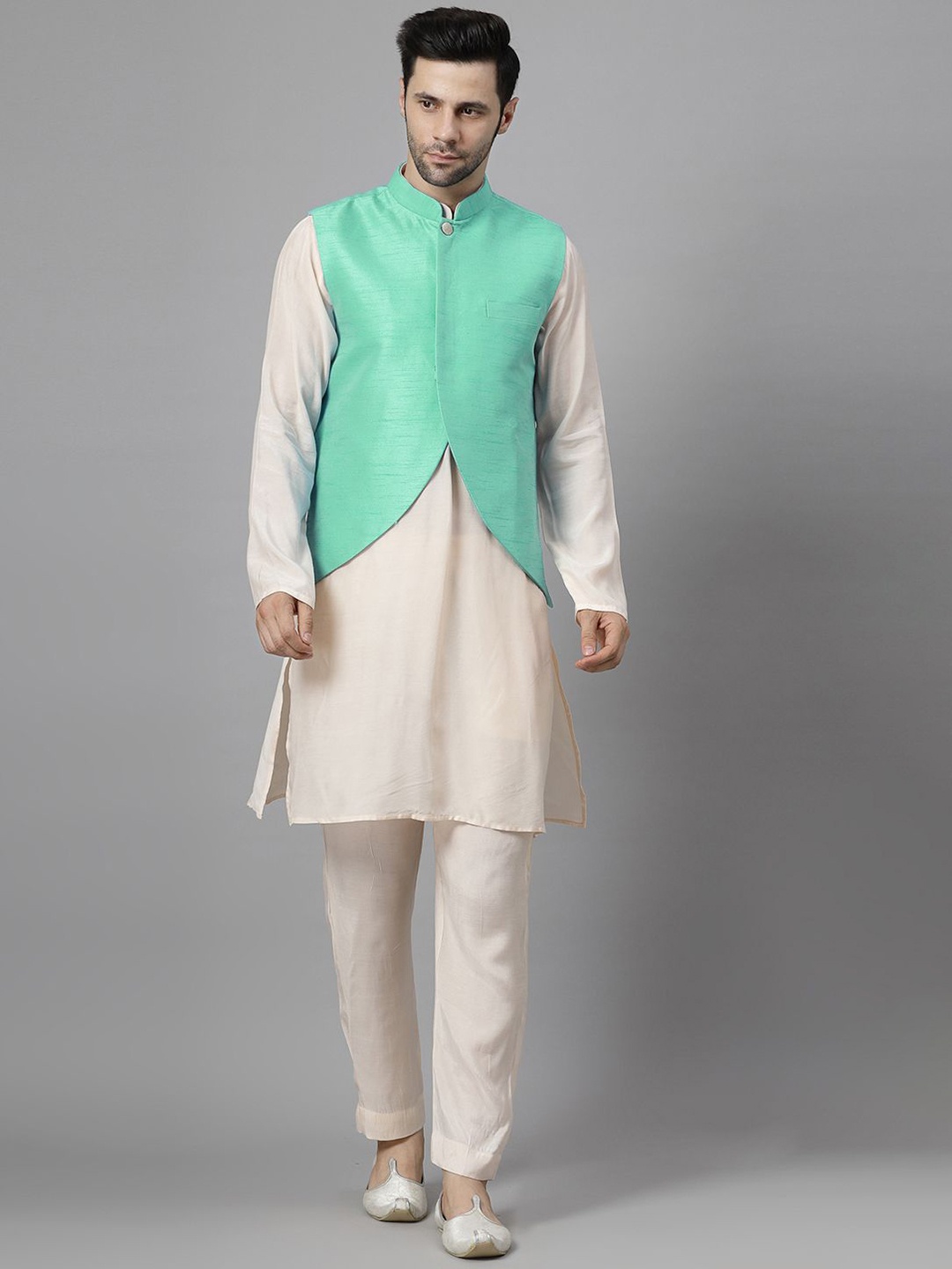 

Utsav Fashion Men Regular Kurta with Pyjamas, Off white