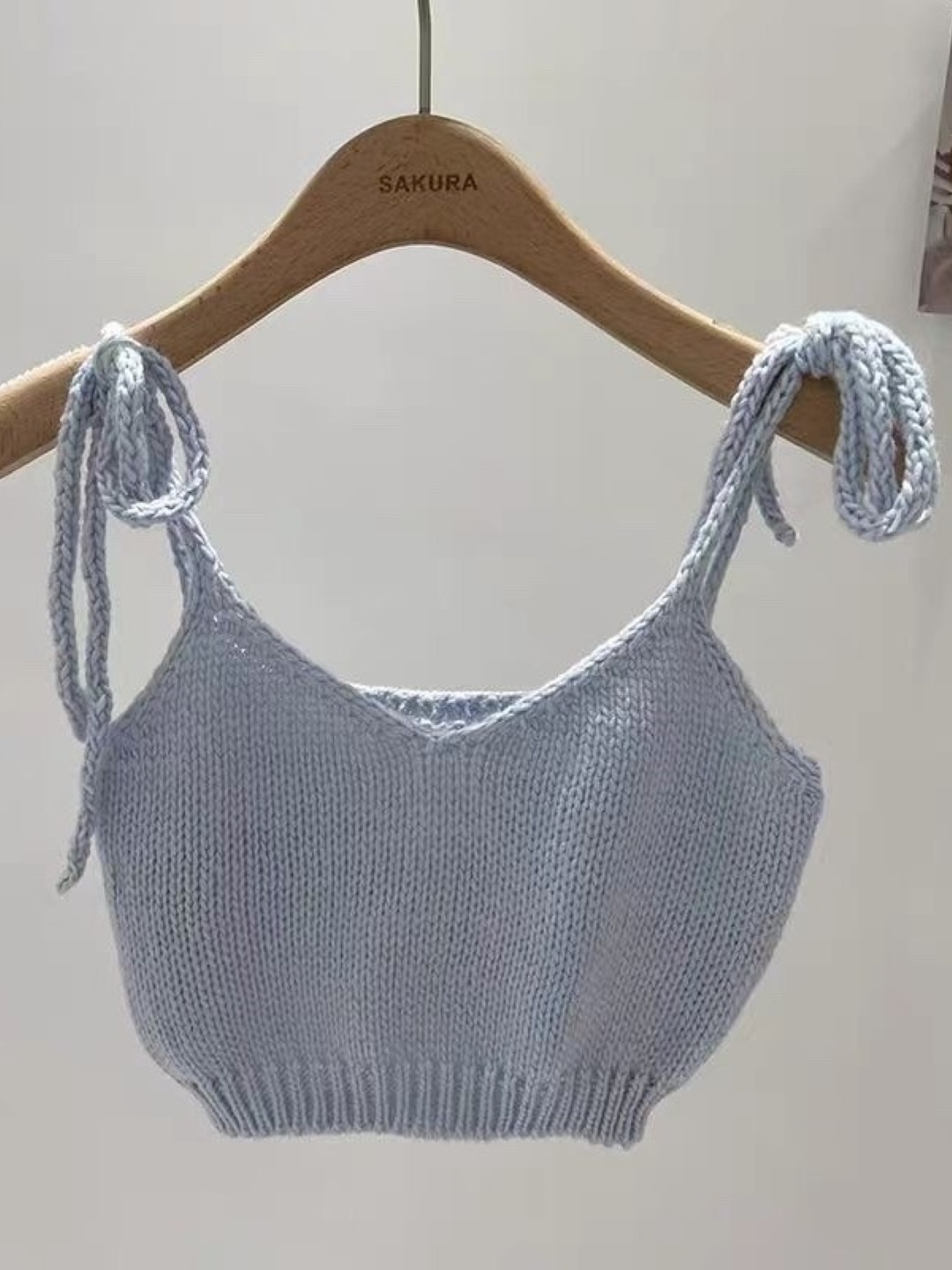 

KPOP Shoulder Straps Crop Top, Blue