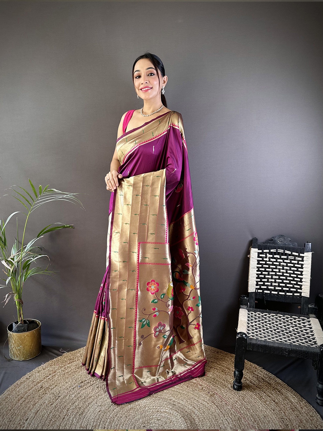 

Panzora Woven Design Zari Paithani Saree, Purple