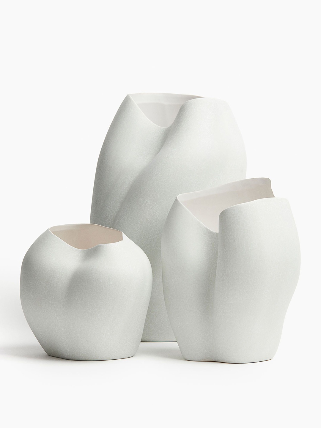

H&M White Extra-Large Irregular Stoneware Vase