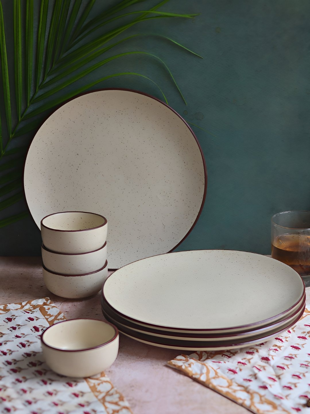 

WEAVING HOMES White 8 Pieces Ceramic Dishwasher and Microwave Safe Dinner Set