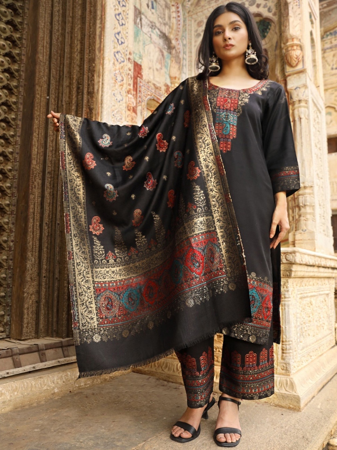 

KIDAR Round Neck Paisley Woven Design Cotton Silk Kurta with Trousers & Dupatta, Black