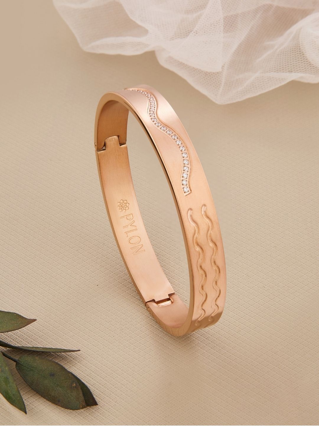 

PYLON Men American Diamond Kada Bracelet, Rose gold