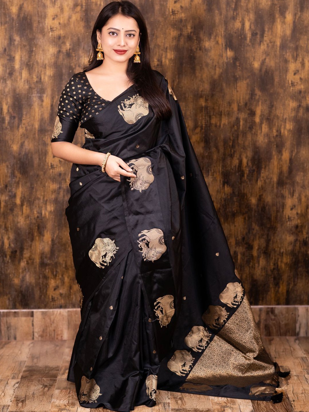 

Panzora Woven Design Zari Silk Blend Banarasi Saree, Black