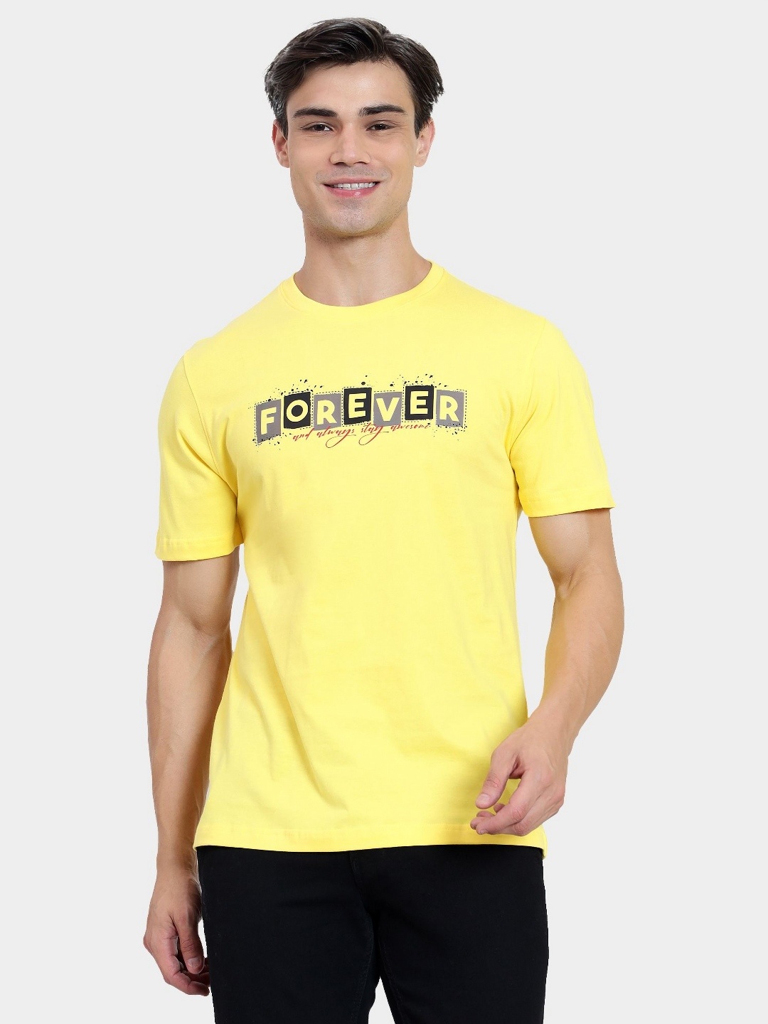 

MENTOOS Men Typography Printed Cotton T-shirt, Yellow