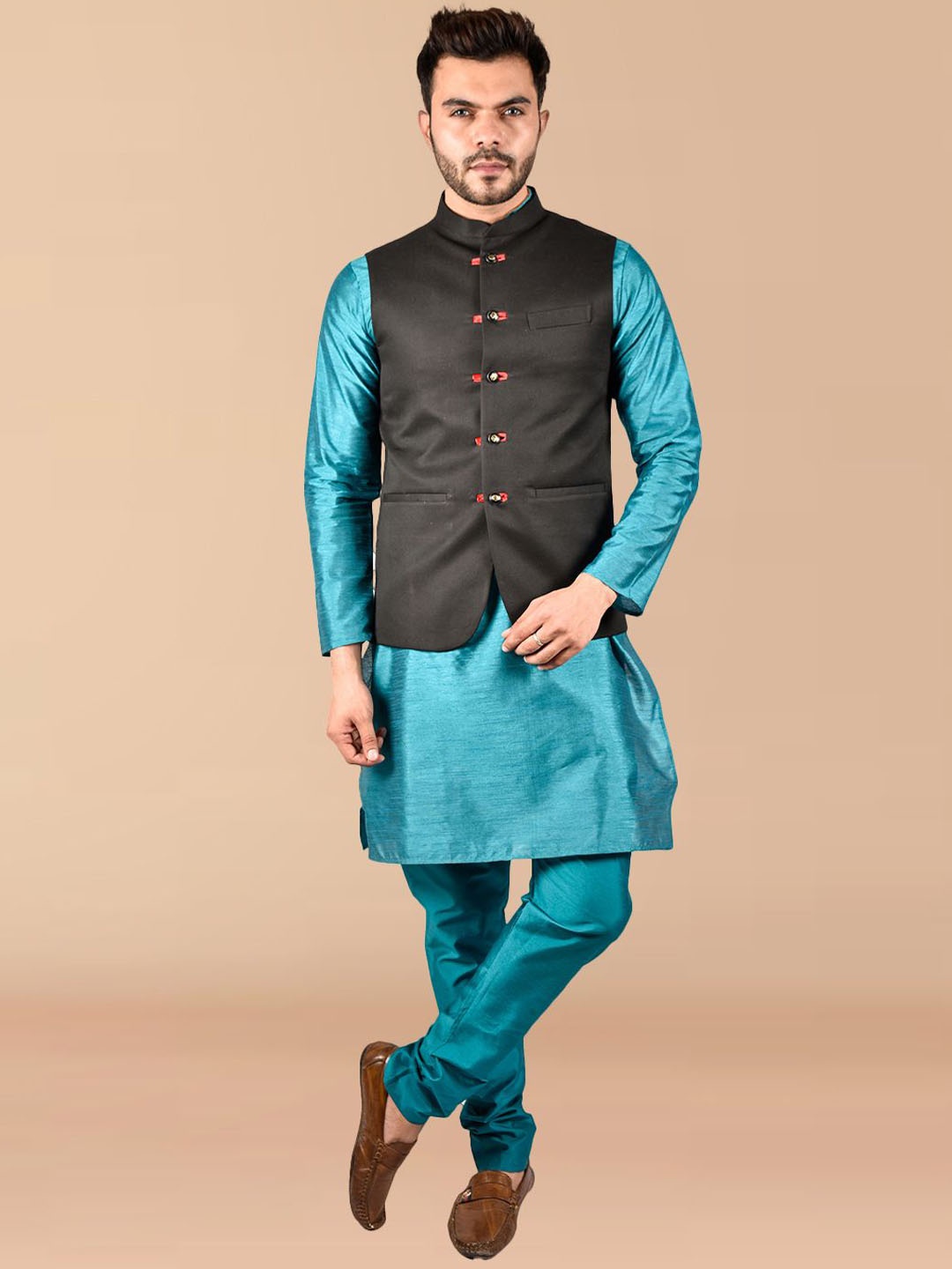 

PRINTINDIA Men Regular Pure Silk Kurta with Churidar, Blue