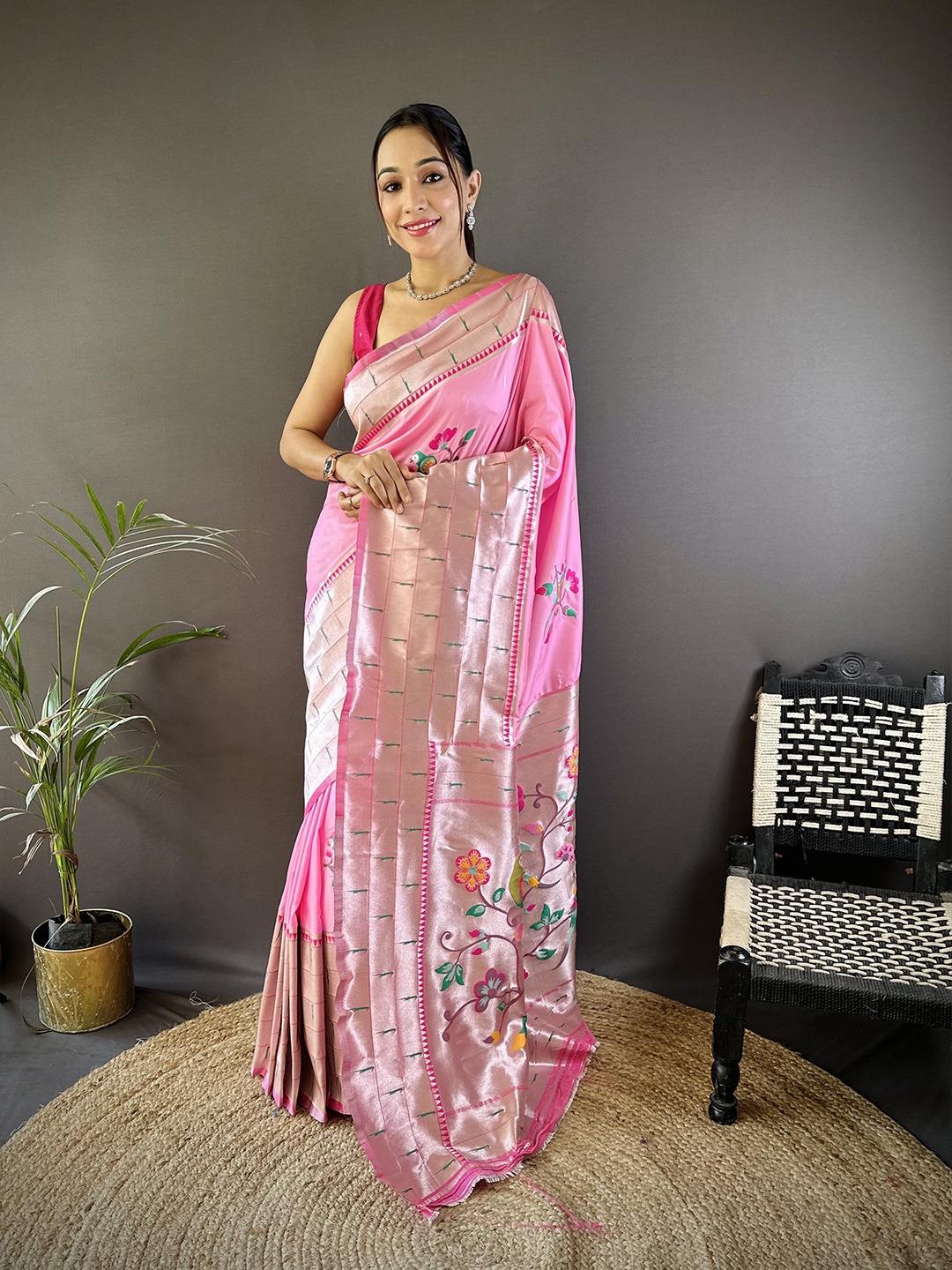 

Panzora Woven Design Zari Silk Blend Paithani Saree With Unstitched Blouse Piece, Pink