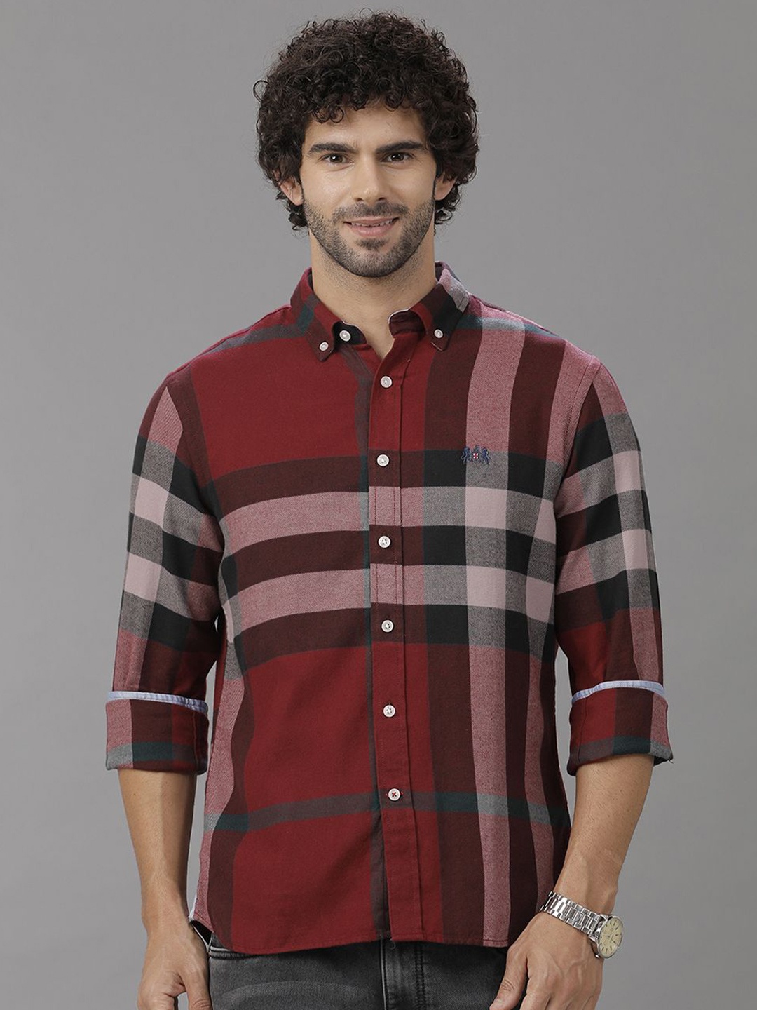 

Double Two Men Comfort Slim Fit Opaque Checked Casual Shirt, Maroon