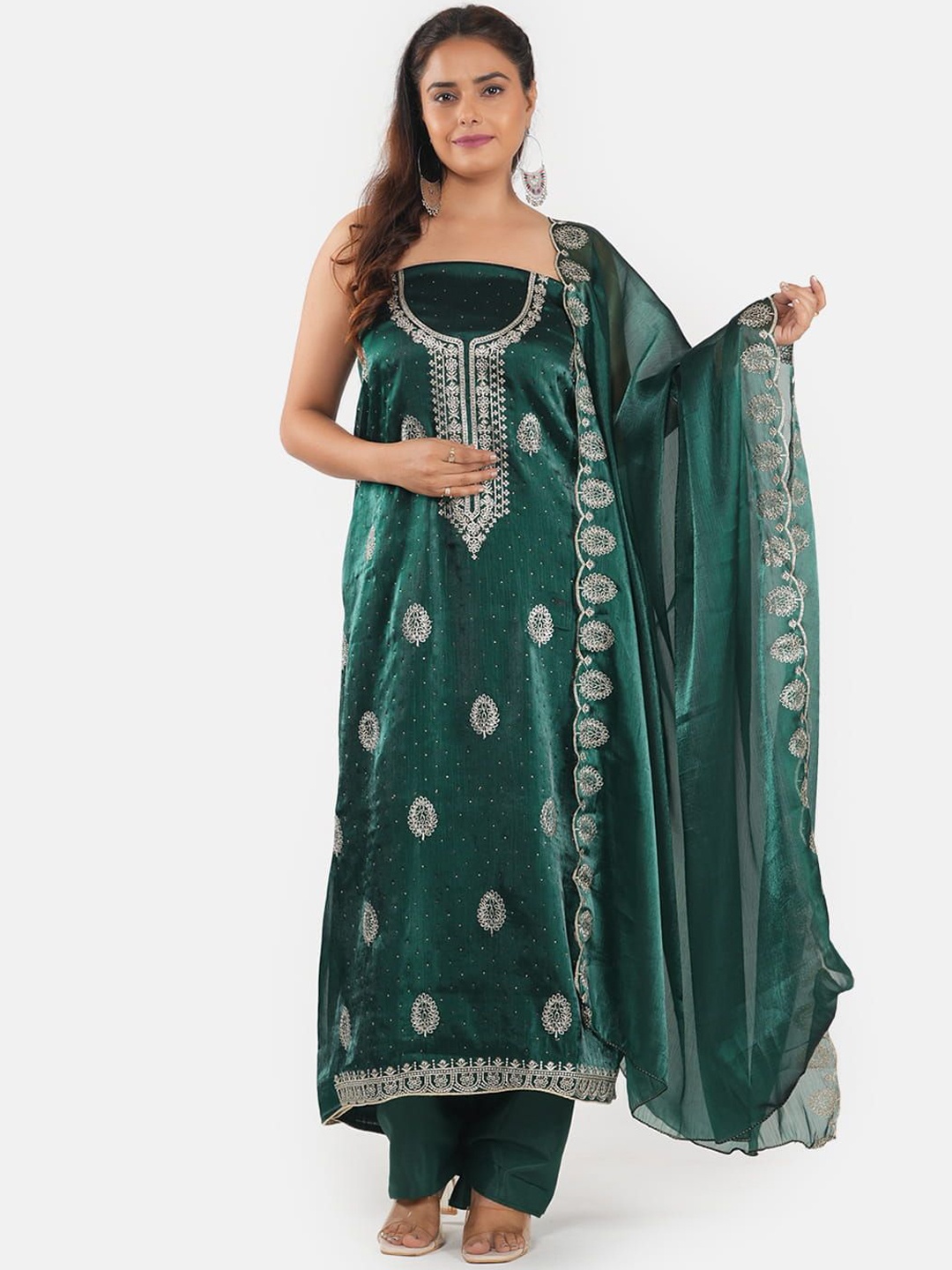 

MOZAFIA Floral Embroidered Zari Unstitched Dress Material, Green
