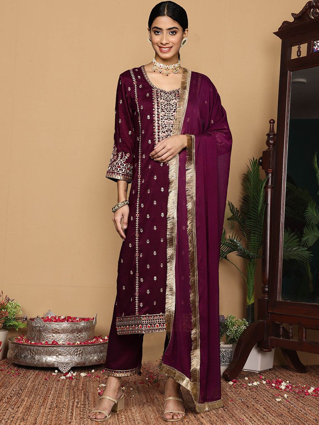 

Varanga Women Ethnic Motifs Embroidered Regular Kurta with Trousers & With Dupatta, Burgundy
