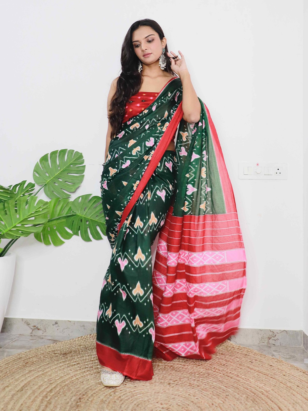 

HERE&NOW Ethnic Motifs Pure Cotton Bagru Saree, Green