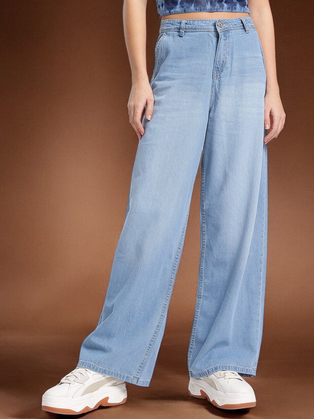 

The Roadster Lifestyle Co Baggy Allure Low-Rise Wide Leg Jeans, Blue