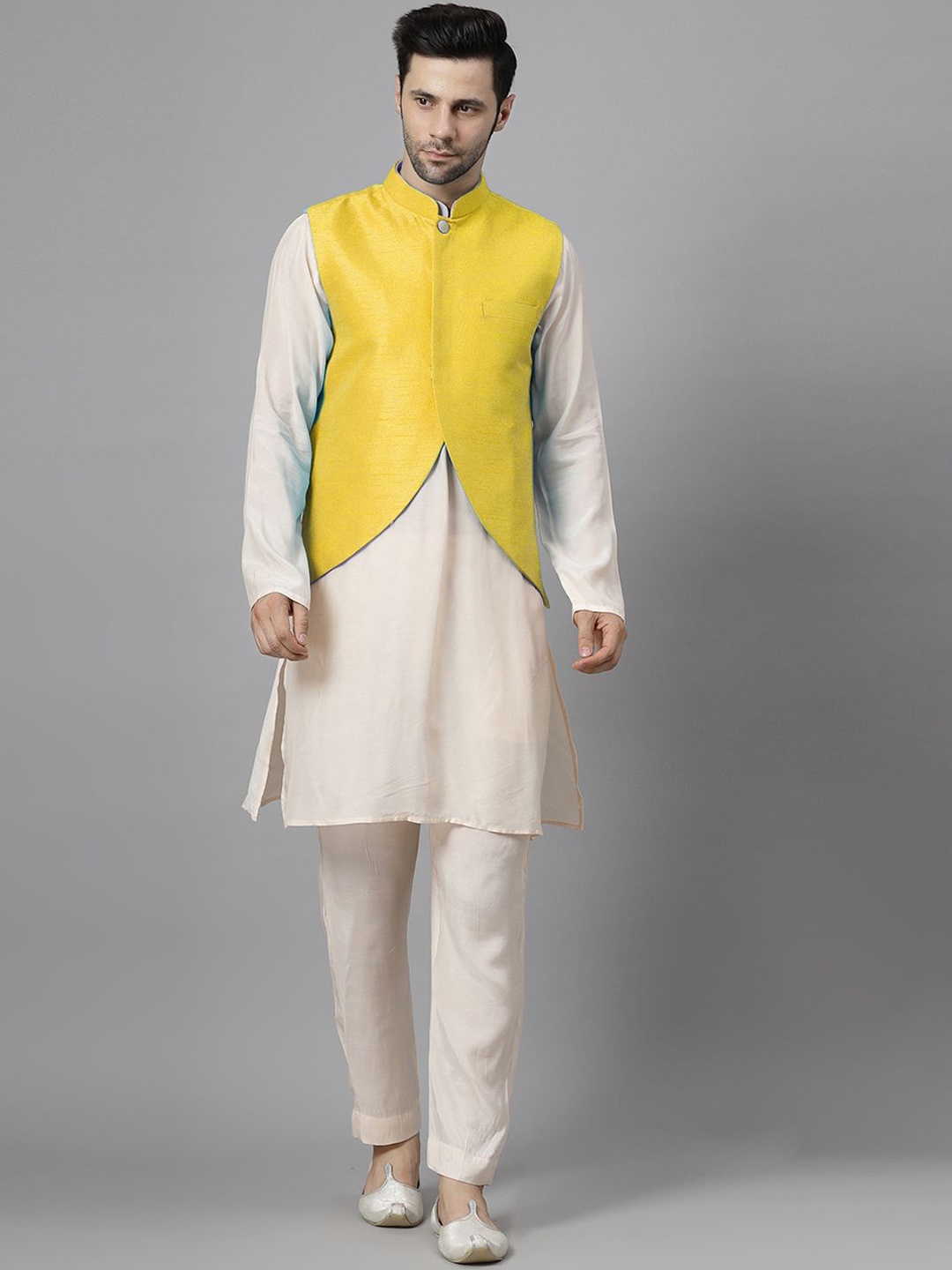 

Utsav Fashion Men Regular Kurta with Trousers, Off white