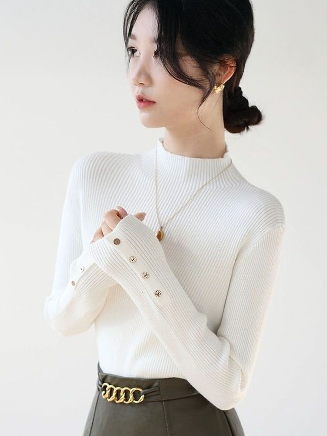 

StyleCast Women Ribbed Pullover, White
