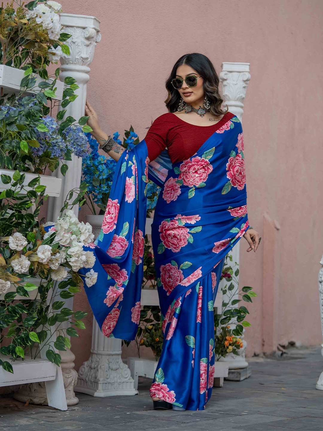 

STAVA CREATION Floral Satin Saree, Navy blue