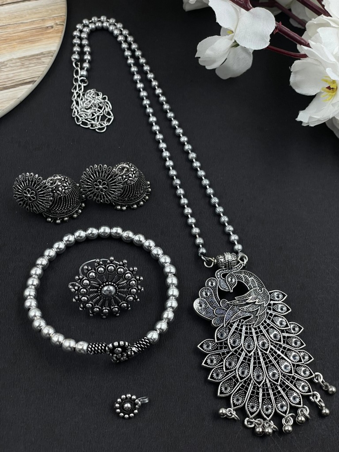 

NAMAN ARTS Silver Plated Oxidised Jewellery Set