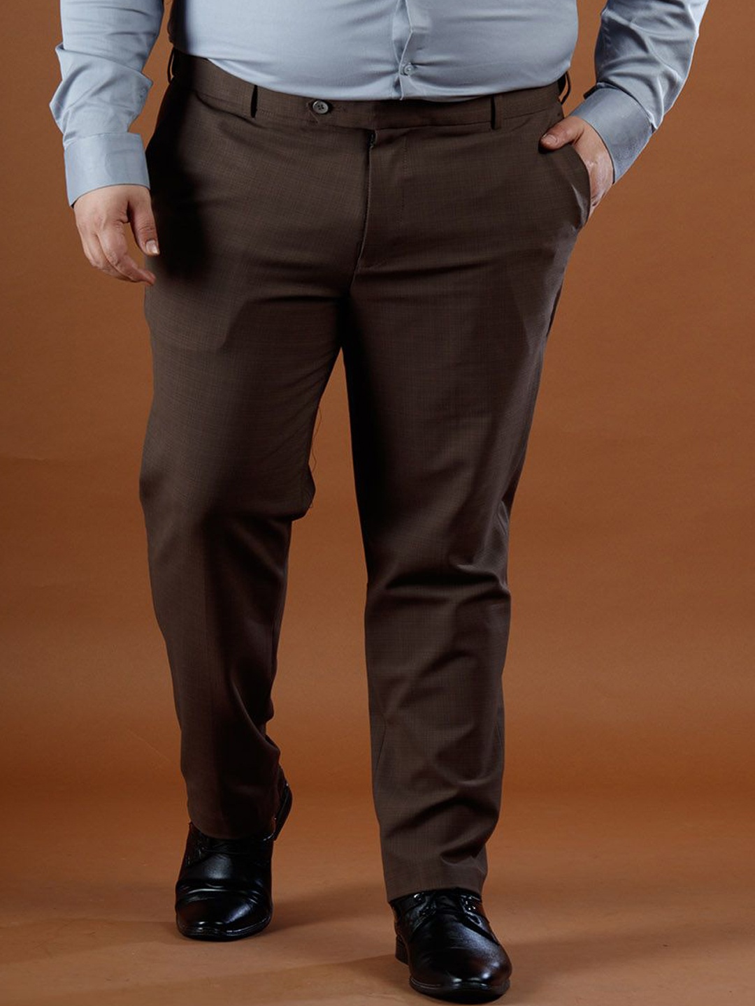 

Muffynn Men Relaxed Straight Leg Straight Fit Trousers, Brown