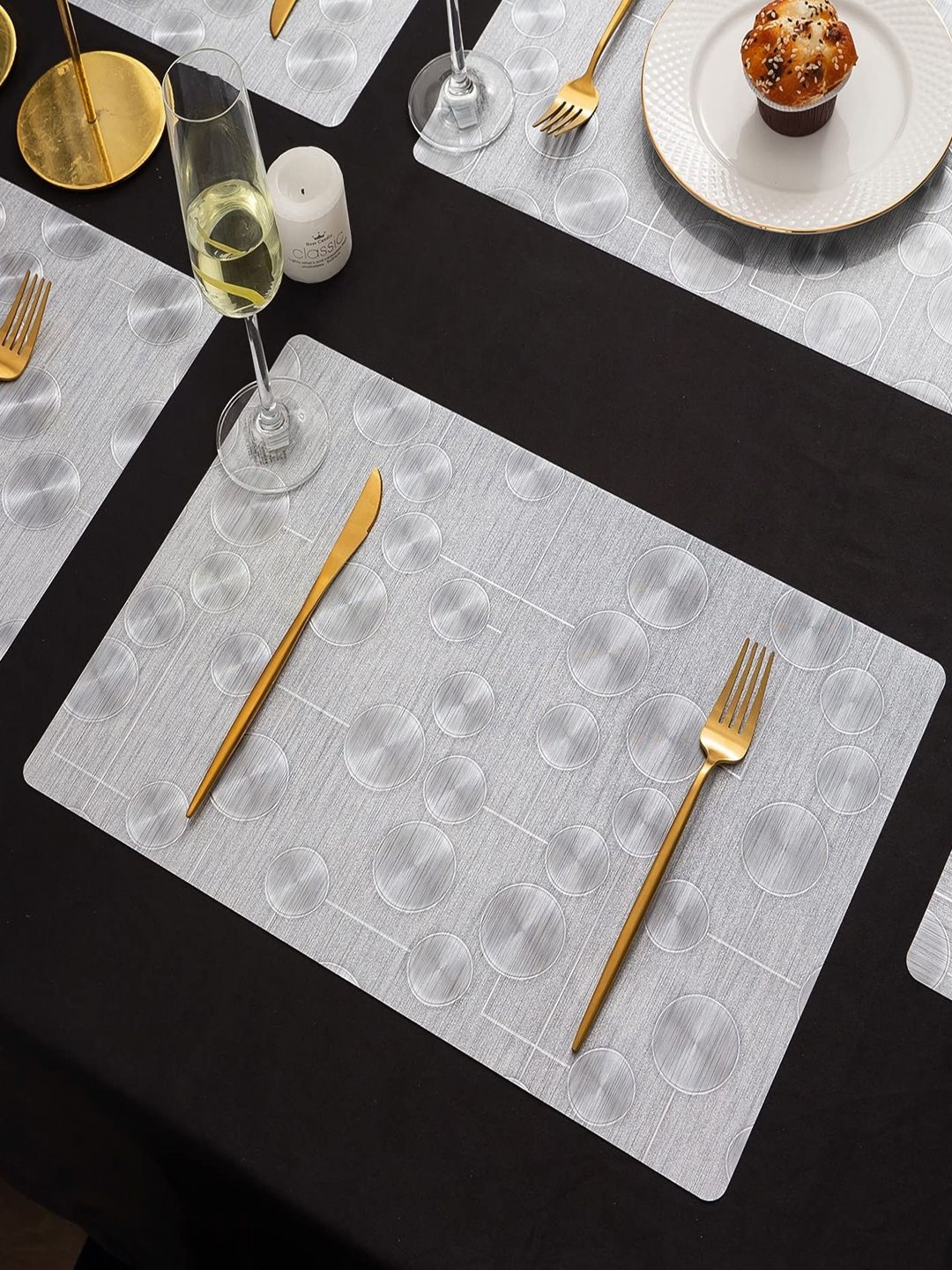 

HOKIPO Silver-Toned 6 Pieces Geometric Rectangle Shining Table Placemats