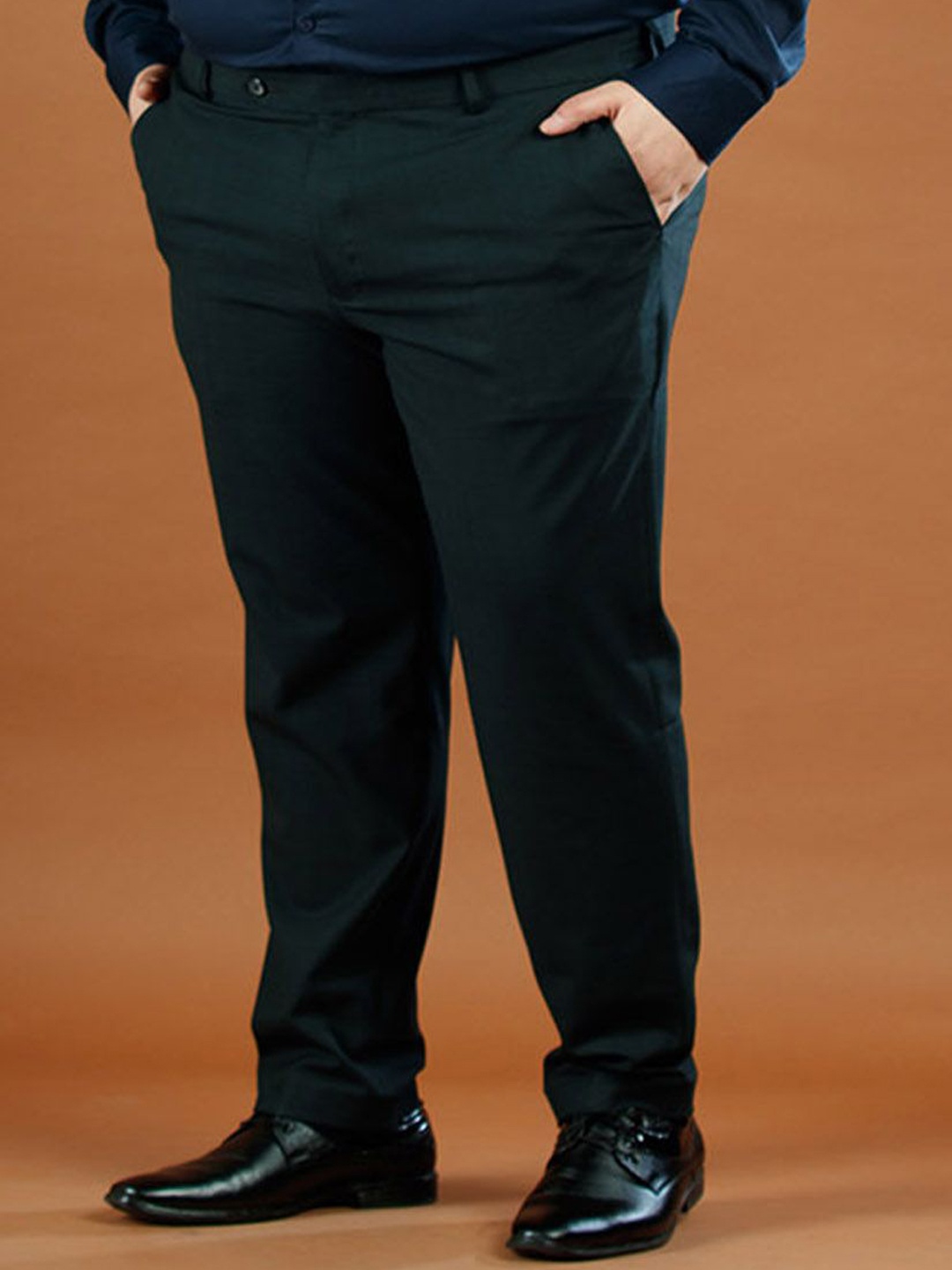 

Muffynn Men Checked Relaxed Straight Leg Straight Fit Formal Trousers, Green