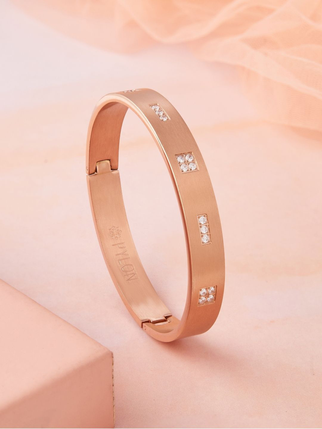 

PYLON Men American Diamond Kada Bracelet, Rose gold