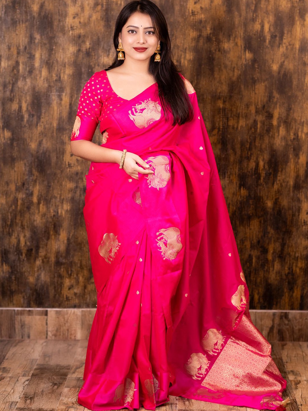 

Panzora Woven Design Zari Silk Blend Banarasi Saree, Pink