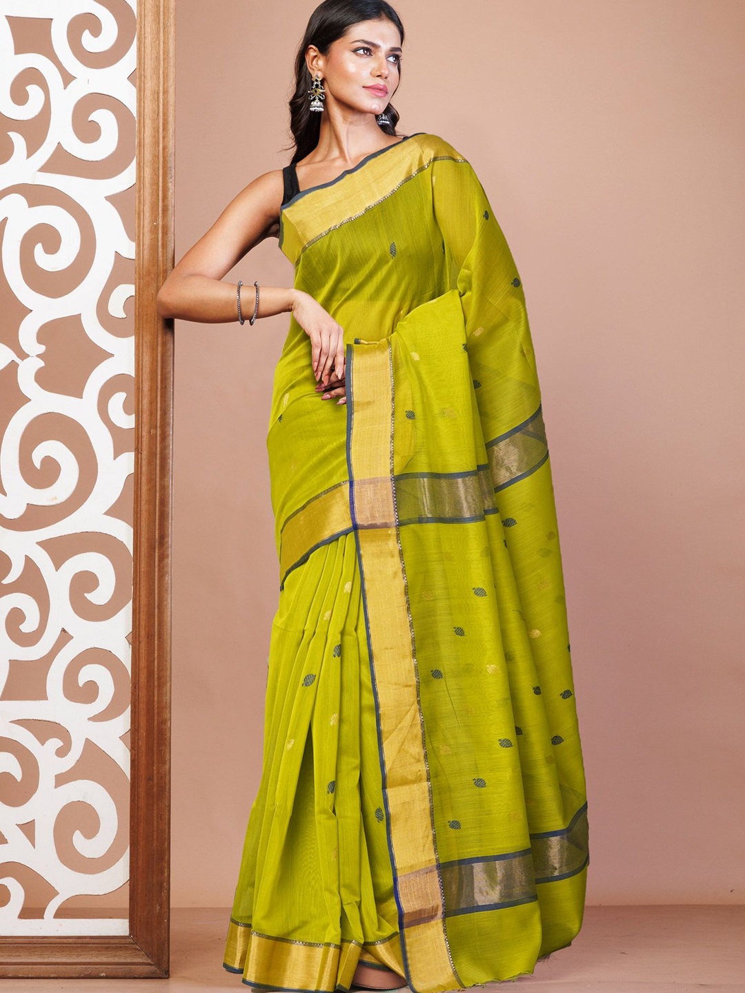 

Unnati Silks Woven Design Zari Silk Cotton Handloom Maheshwari Saree, Green