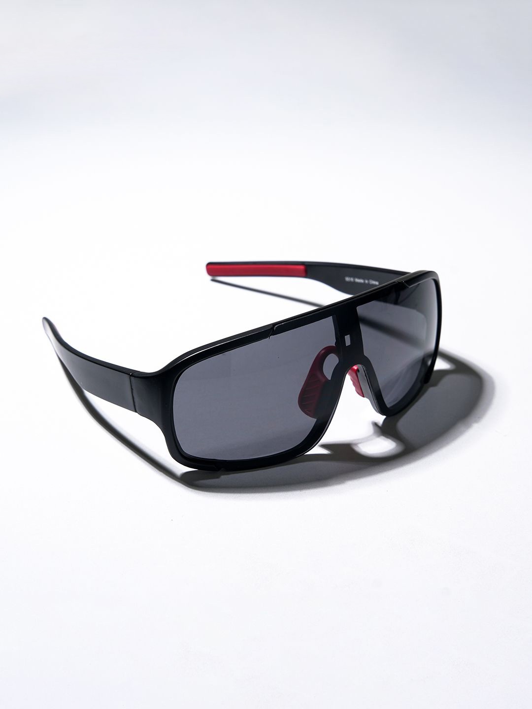 

CHOKORE Unisex Sports Sunglasses with Polarised and UV Protected Lens, Black