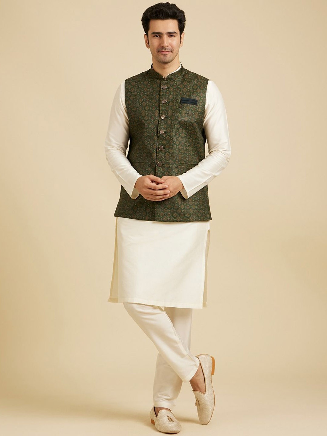 

Manyavar Printed Mandarin Collar Nehru Jacket, Green