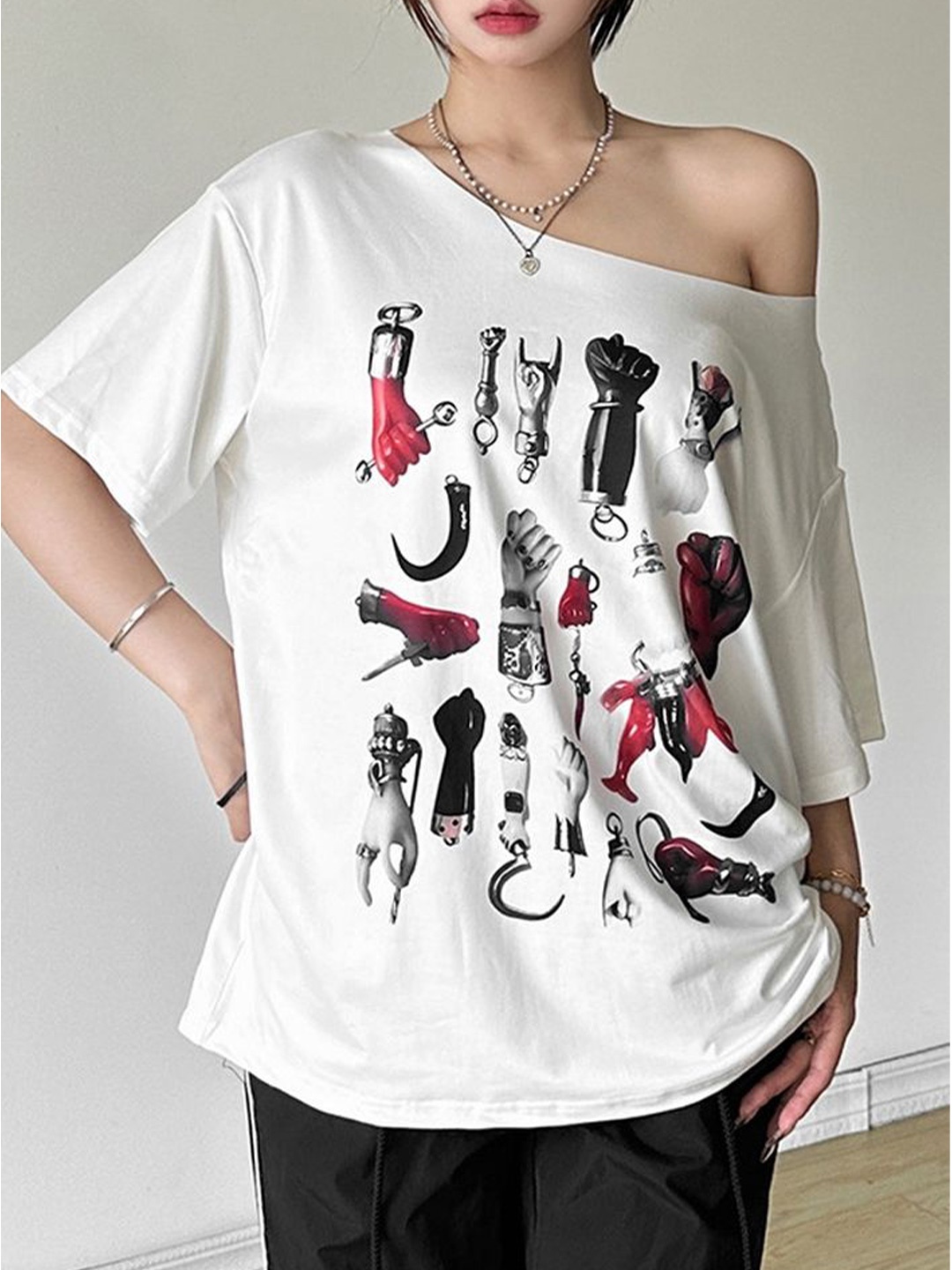 

LULU & SKY Print Extended Sleeves Top, White