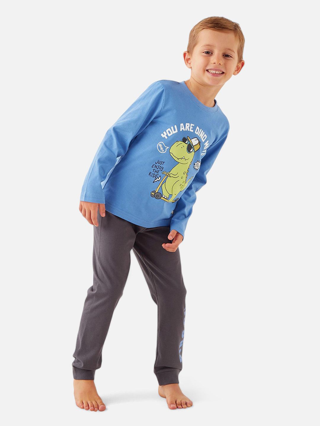 

Juniors by Babyshop Boys Printed Night suit, Blue