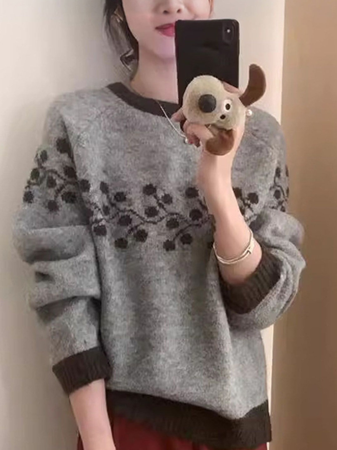 

StyleCast Women Floral Printed Pullover, Grey