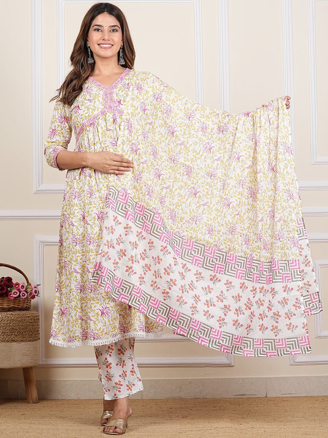 

Radhika Fashion Floral Printed Thread Work Pure Cotton Kurta & Trouser & Dupatta, Pink