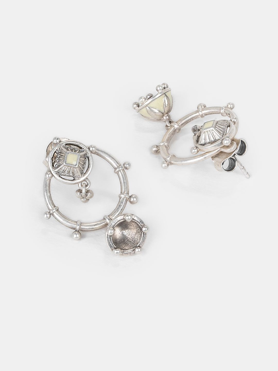 

SHAYA 925 Sterling Silver Dome Shaped Jhumkas