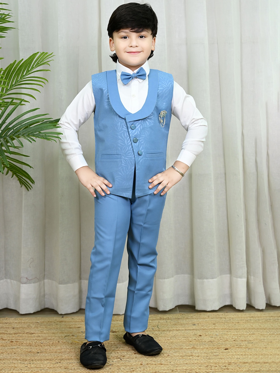 

BT DEZINES Boys Shawl Collar Single-Breasted Three-Piece Suit, Blue
