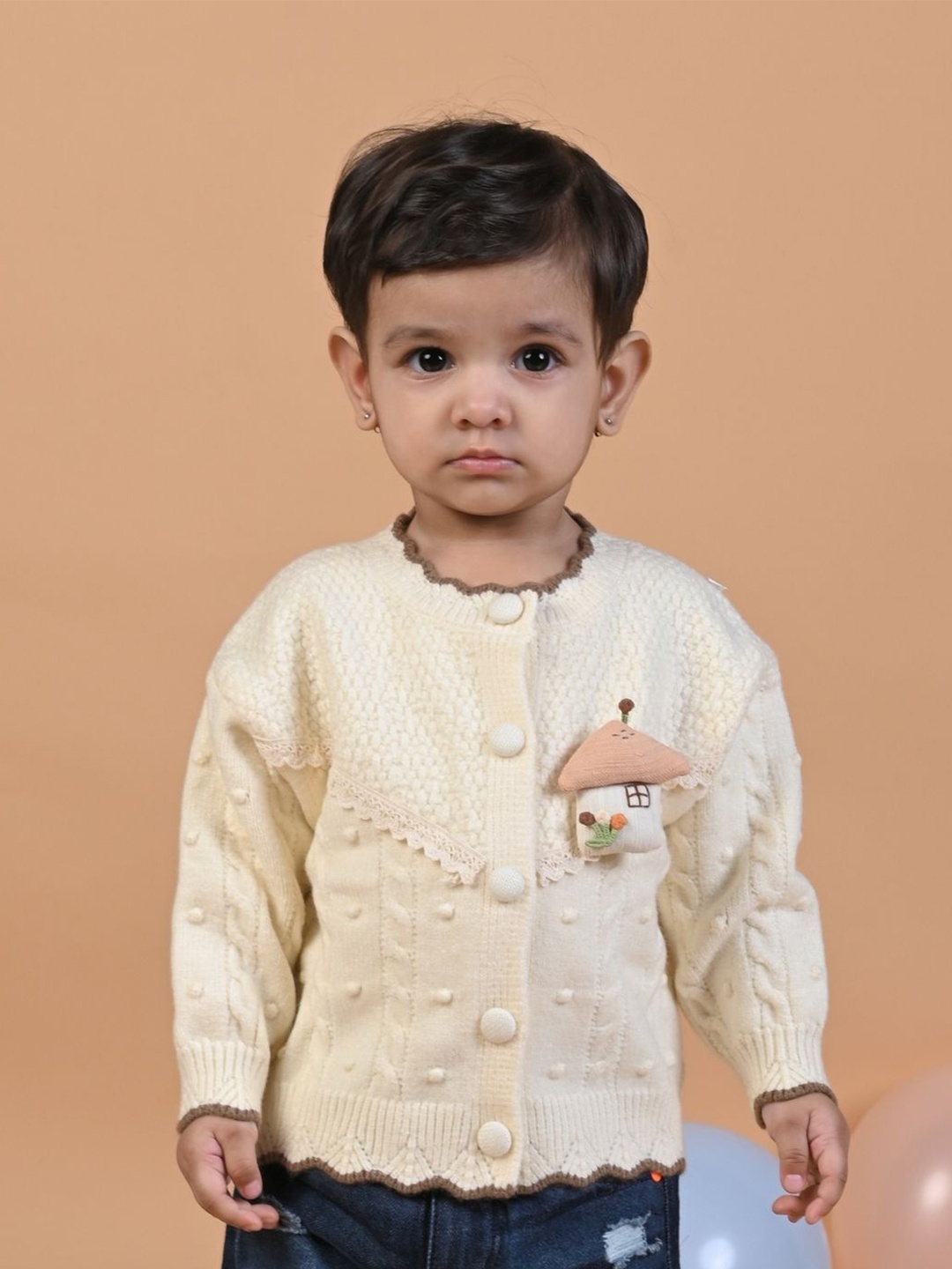 

MAMA AND PEACHES Unisex Kids Cable Knit Cardigan, Cream