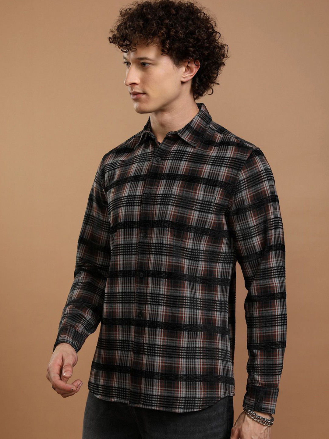 

HIGHLANDER Men Tartan Checked Opaque Cotton Casual Shirt, Black