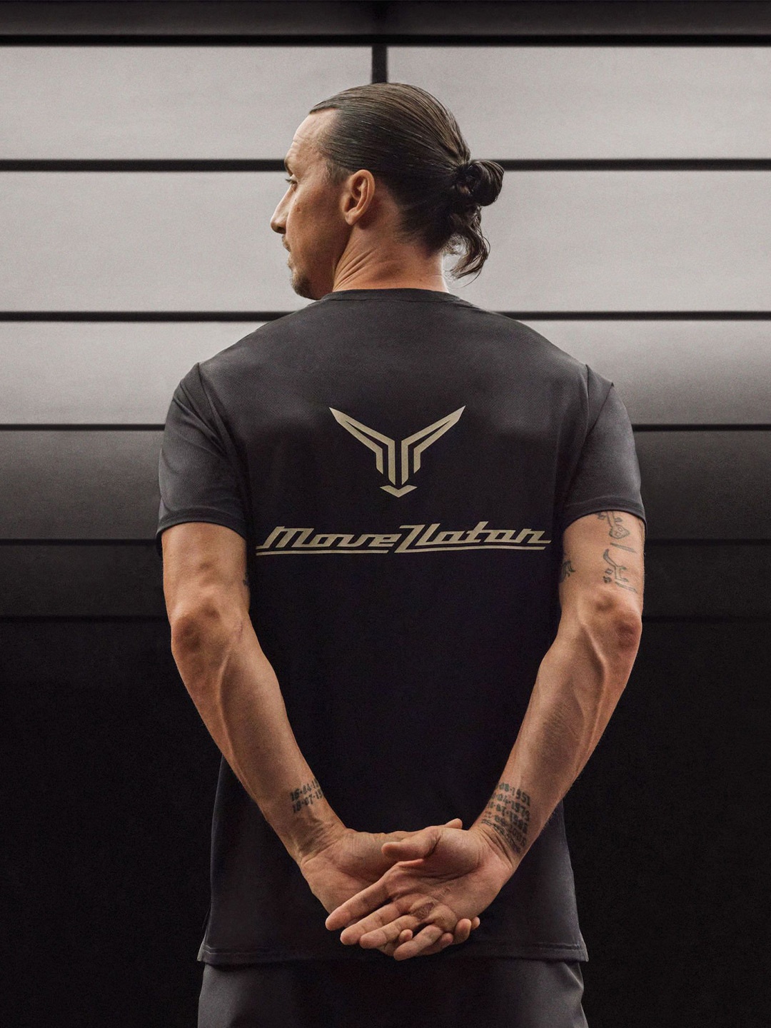 

H&M Regular Fit Sports Top In DryMove, Black