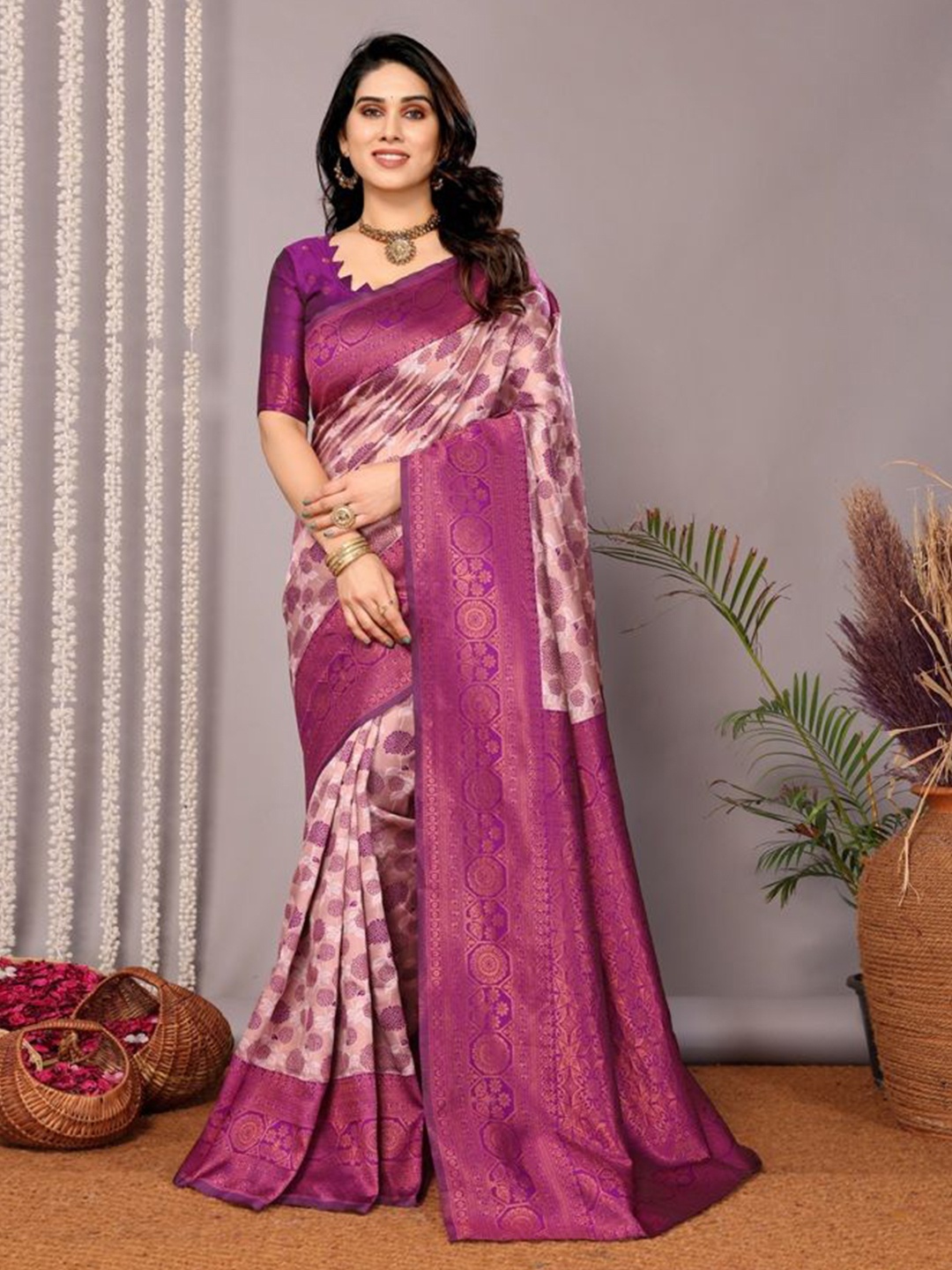 

RASVRITI Woven Design Zari Banarasi Saree, Purple