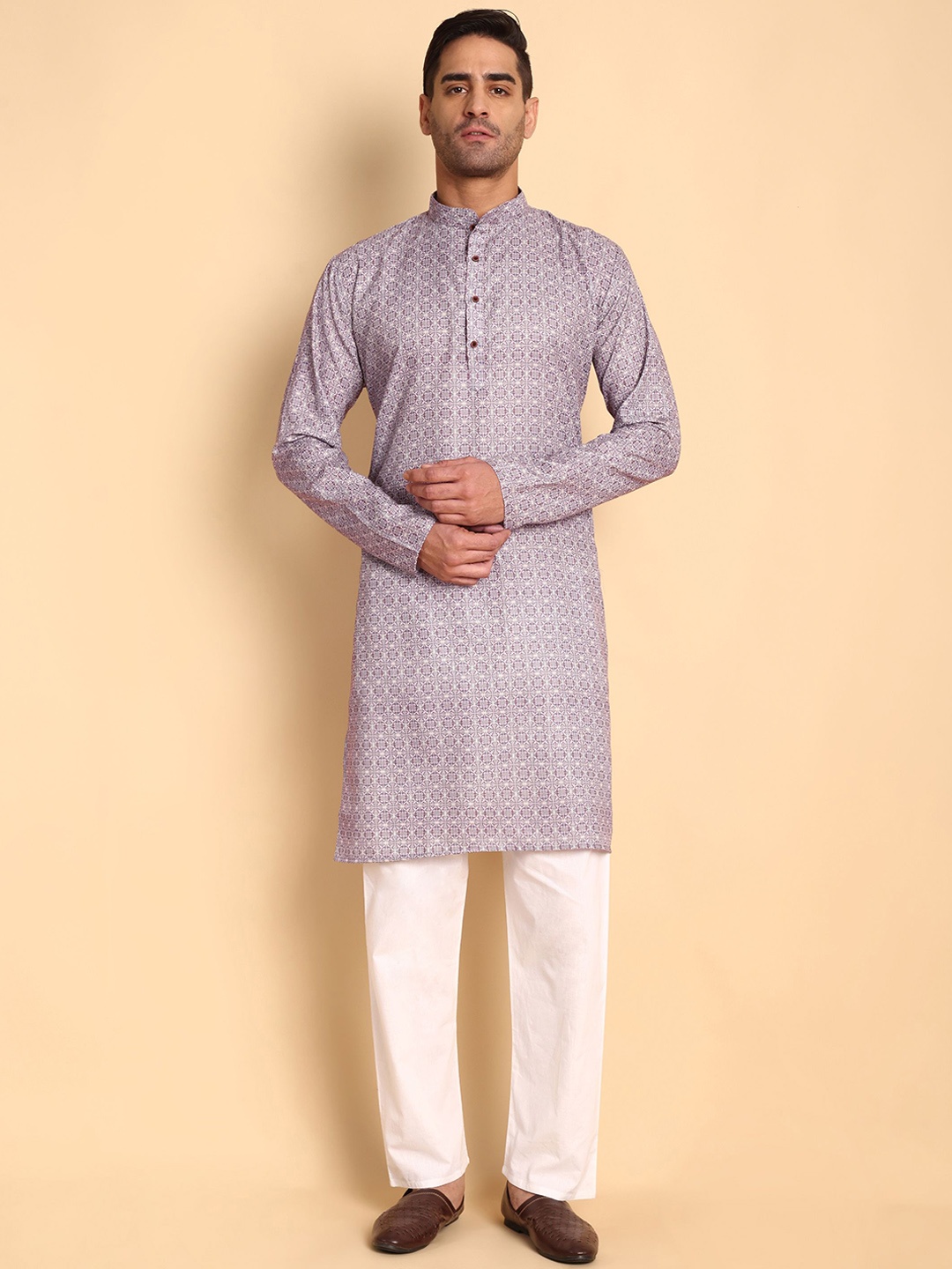

Vardha Floral Batik Printed Mandarin Collar Cotton Straight Kurta, Lavender