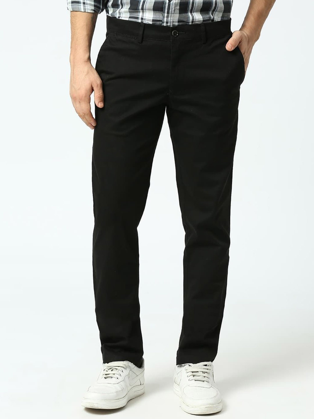 

Basics Men Tapered Fit Trousers, Black