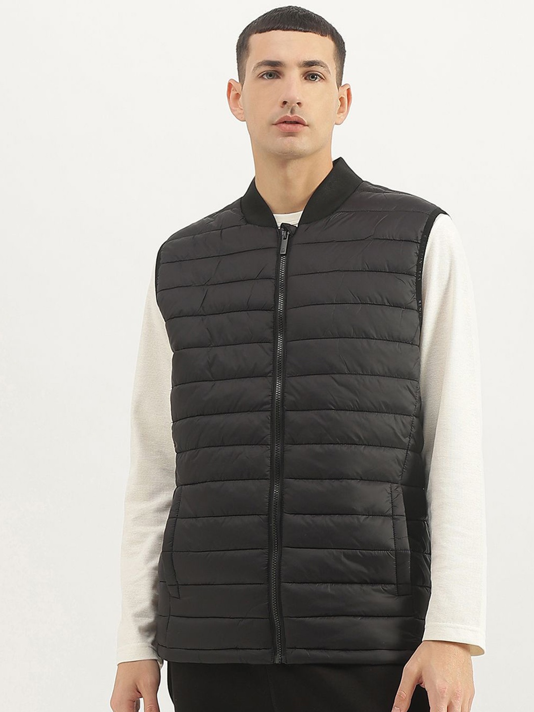 

United Colors of Benetton Men Stand Collar Solid Casual Gilet Jacket, Black
