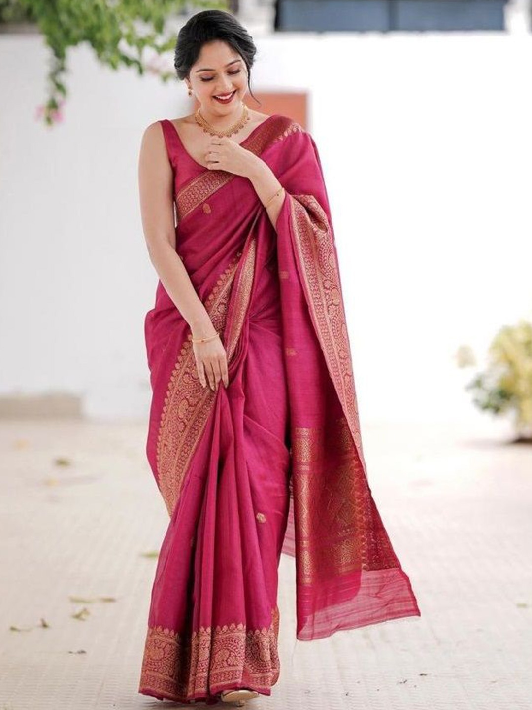 

Fashion Booms Ethnic Motifs Woven Design Zari Pure Silk Banarasi Saree, Pink