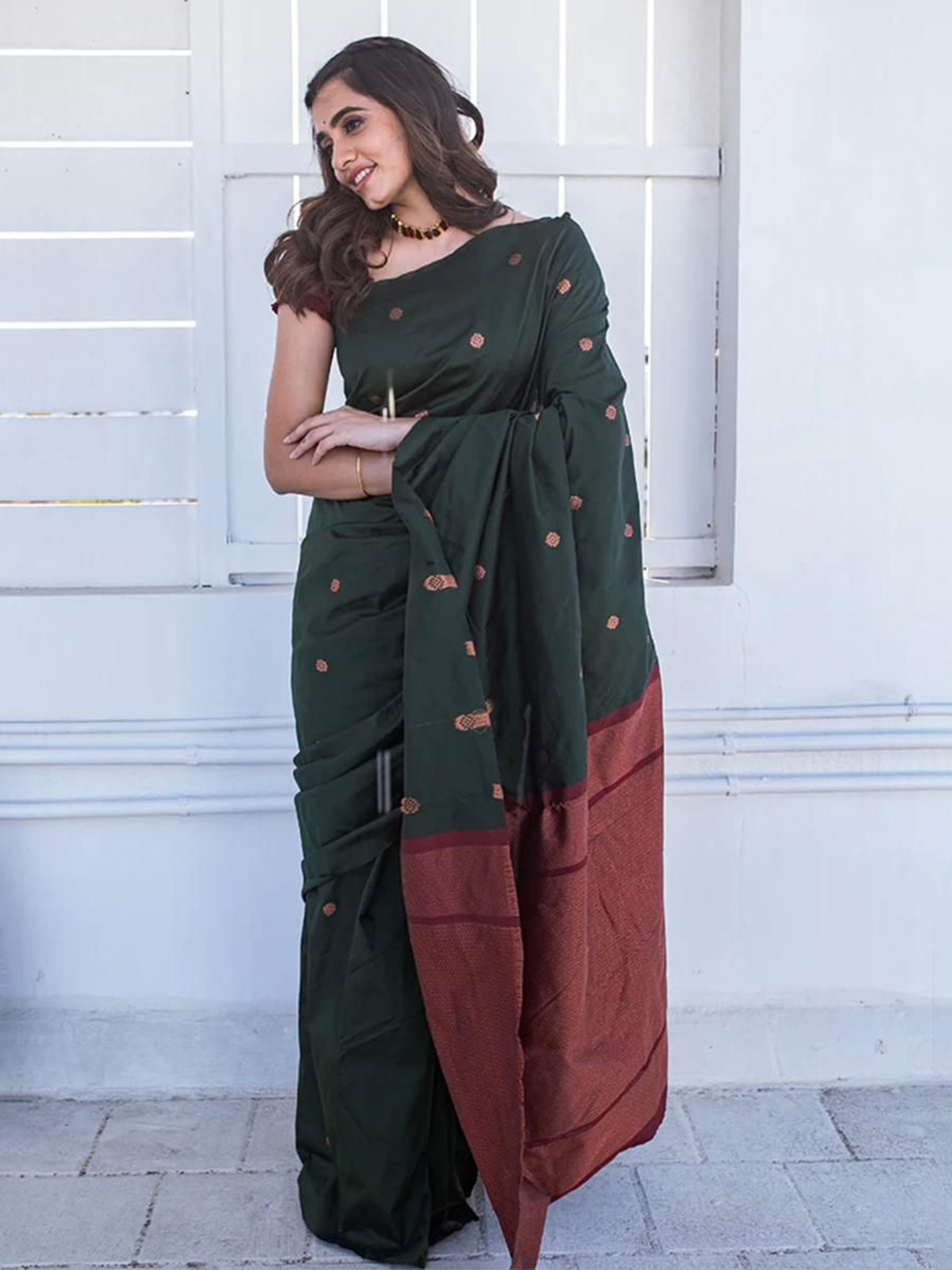 

Visit Wear Woven Design Zari Pure Silk Banarasi Saree, Green