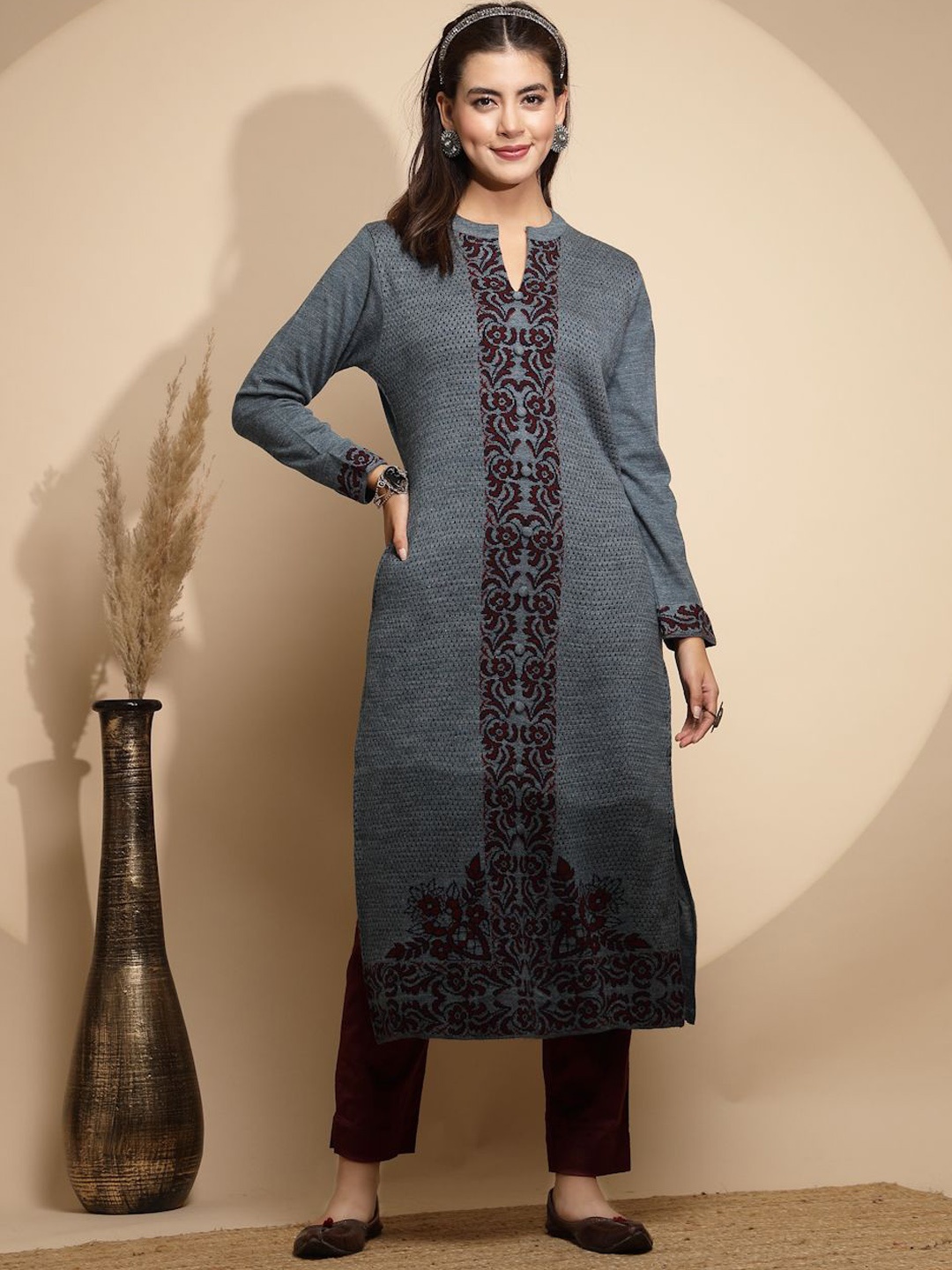 

Me&I Floral Printed Mandarin Collar Woollen Straight Kurta, Blue