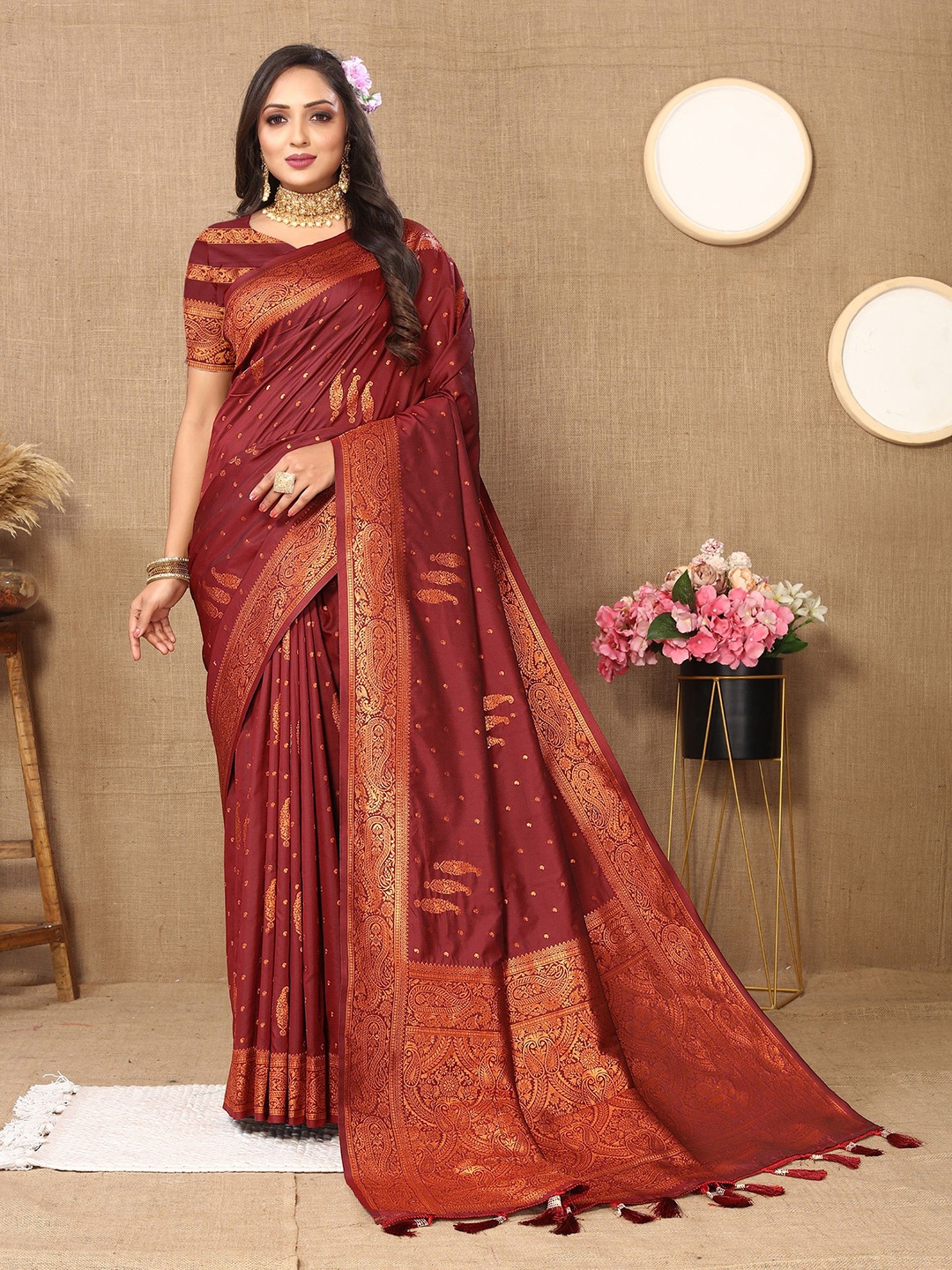 

Anaita Woven Design Zari Banarasi Saree, Maroon